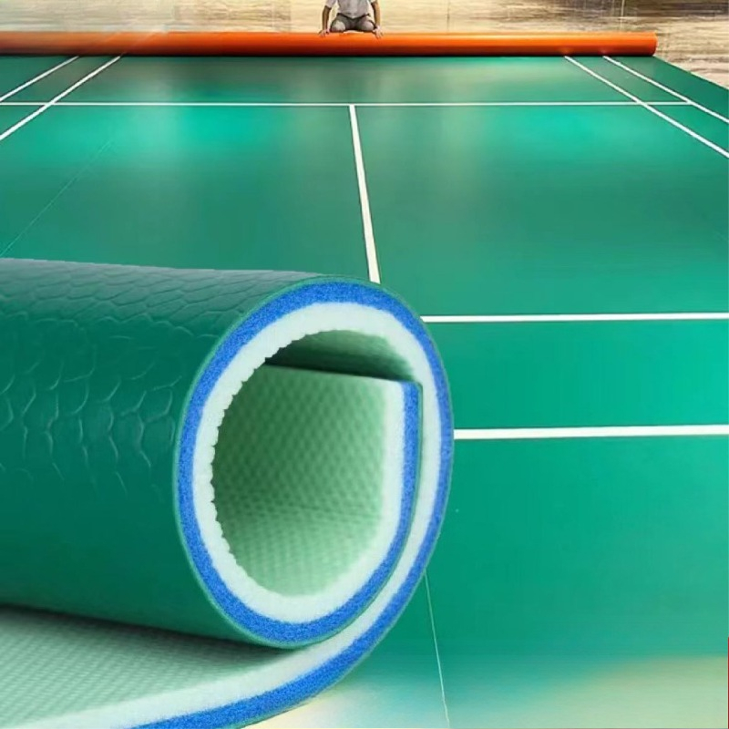 Indoor and outdoor basketball  - Badminton Hall reseña y precio