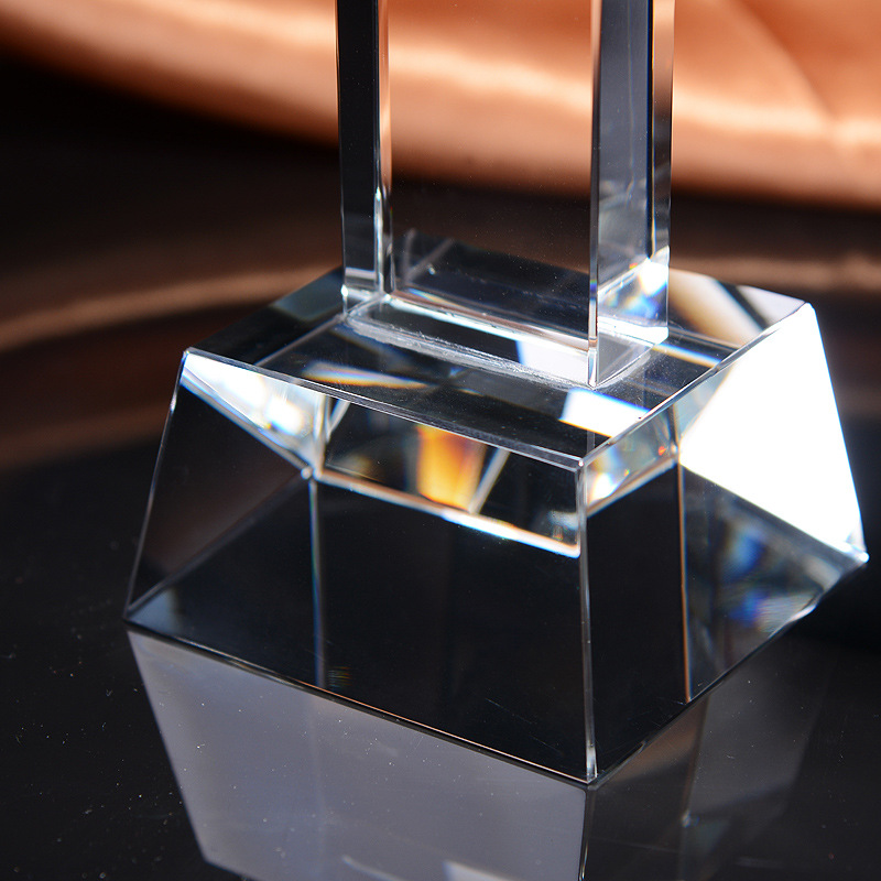 Customized Crystal Trophy Badm - Badminton Europe reseña y precio