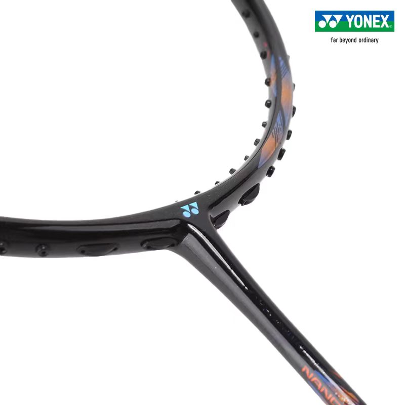 YONEX Astrox Series ASTROX 77  - Yonex Racket Carbon reseña y precio
